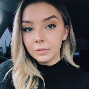 Meet your Posher, Jenna